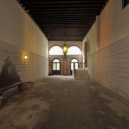 Canal Riva De Biasio Venice Exterior photo