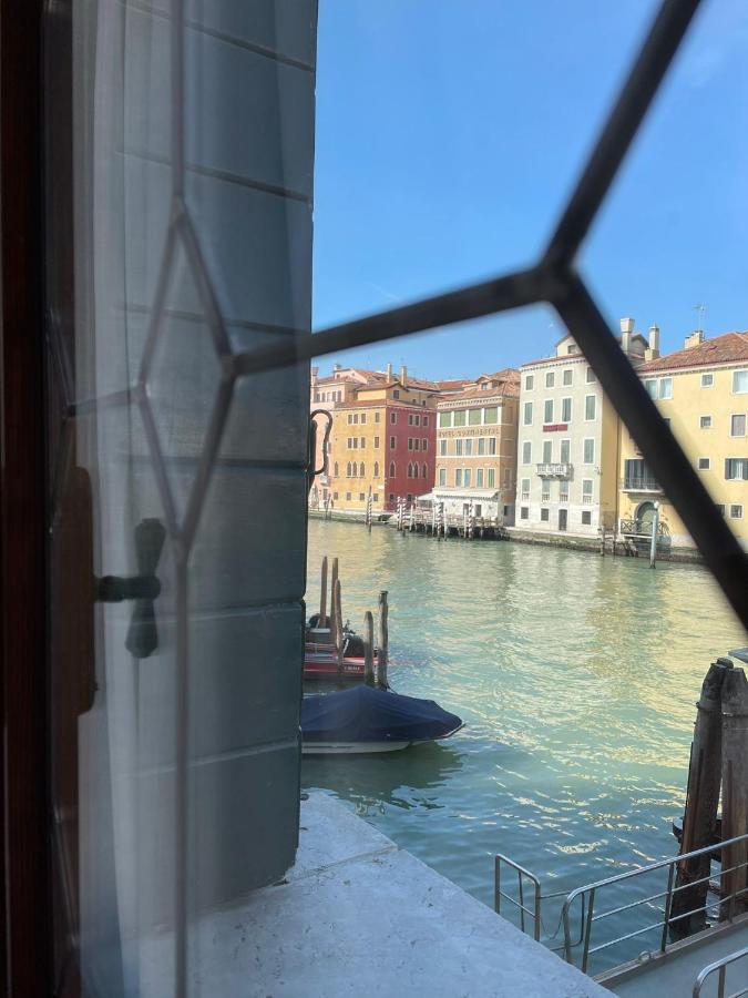 Canal Riva De Biasio Venice Exterior photo